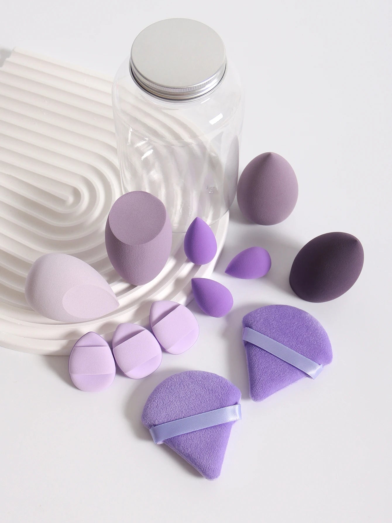 Pack de 12 Beauty Blenders – L’arme Secrète pour un Teint Zéro Défaut ! ✨