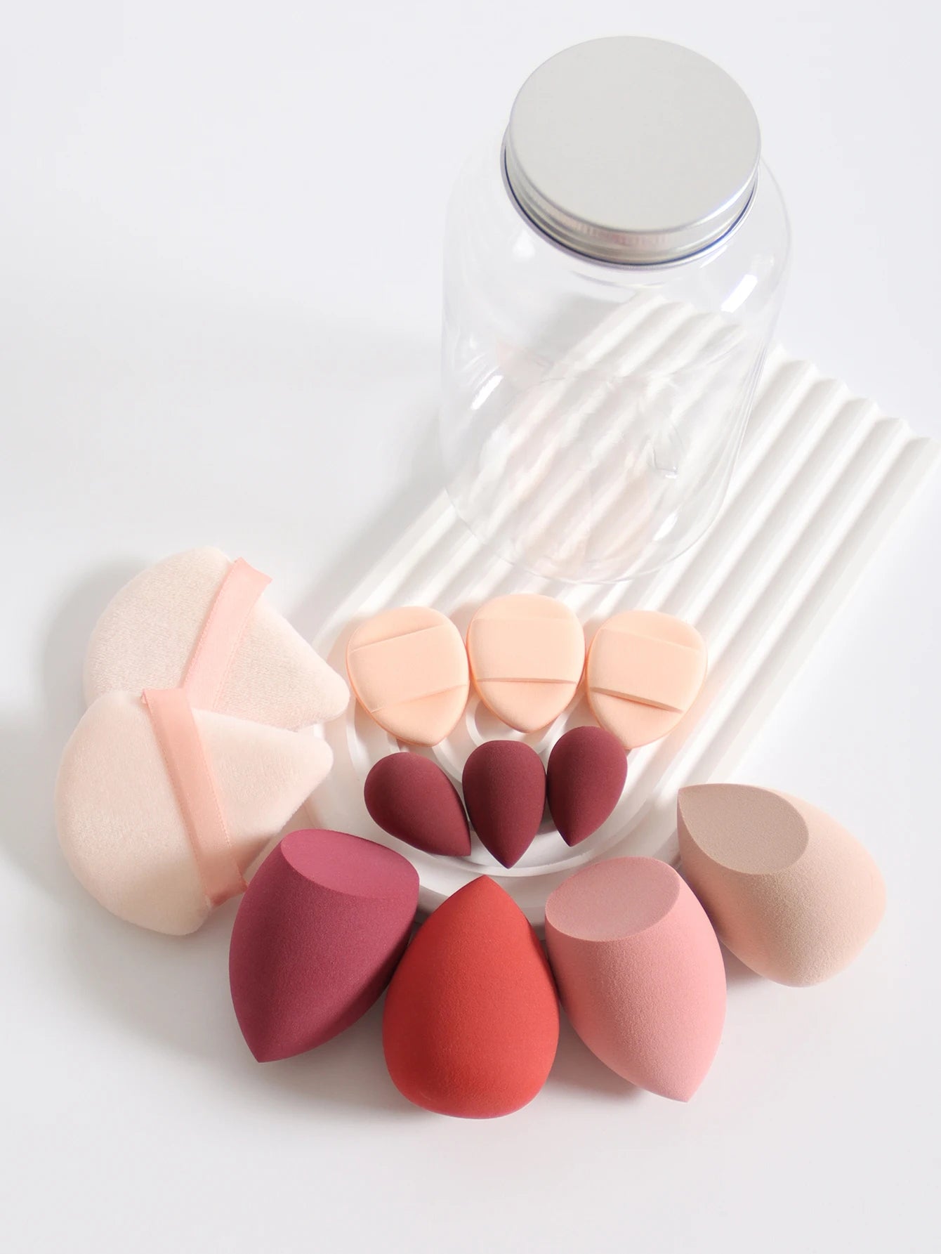 Pack de 12 Beauty Blenders – L’arme Secrète pour un Teint Zéro Défaut ! ✨